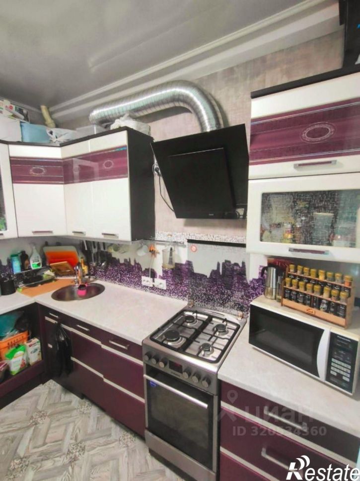 2-комн квартира Ленинградская улица, 68,  д. 68