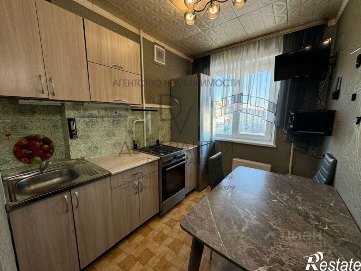 3-комн квартира б-р Юности, 10,  д. 10