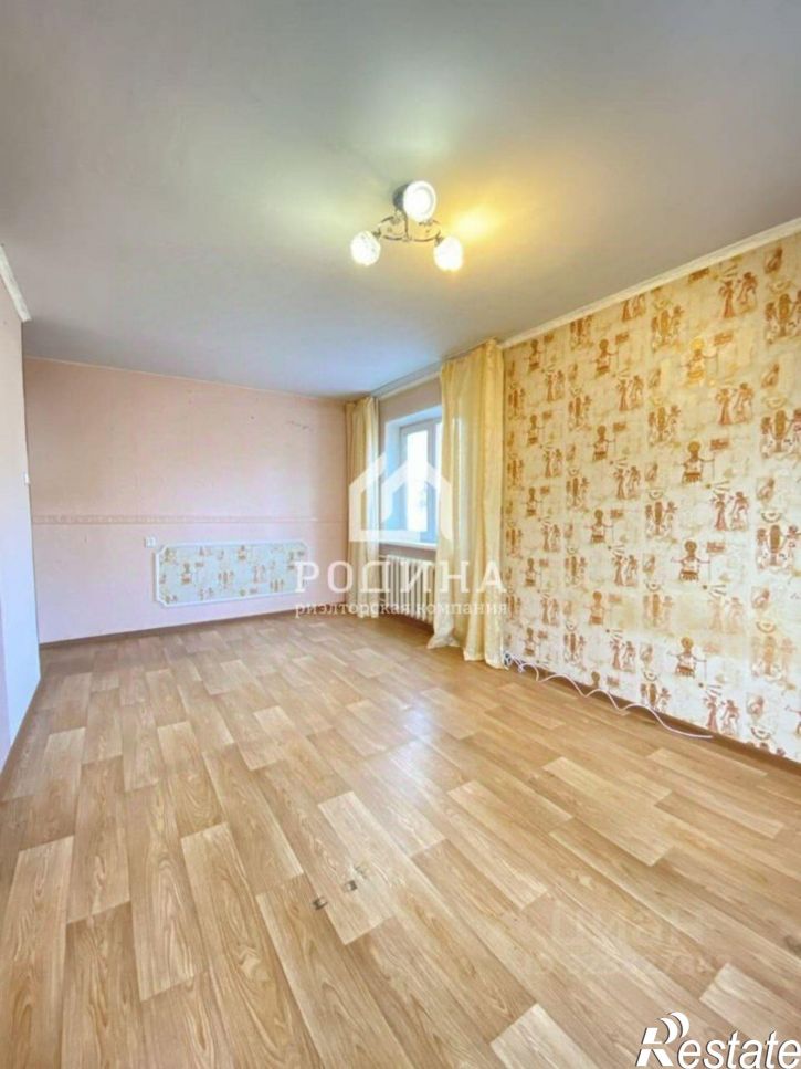 2-комн квартира ул Парижской Коммуны, 25,  д. 25