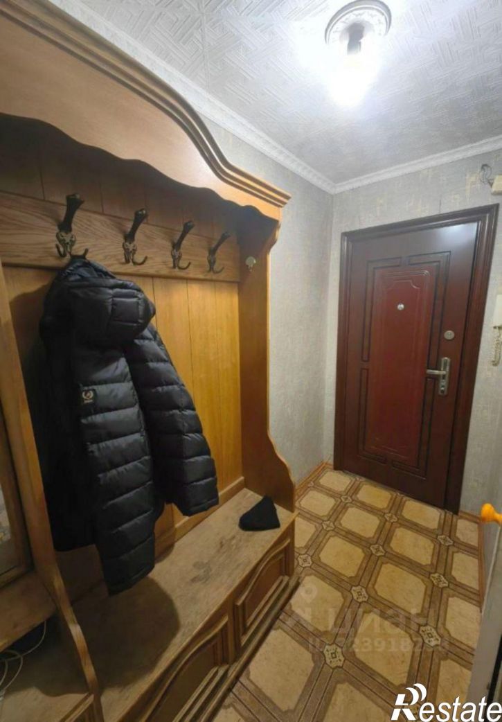 2-комн квартира Ленинградская улица, 75,  д. 75