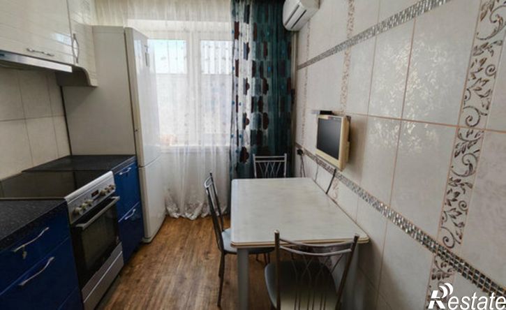 2-комн квартира улица Гамарника, 21,  д. 21