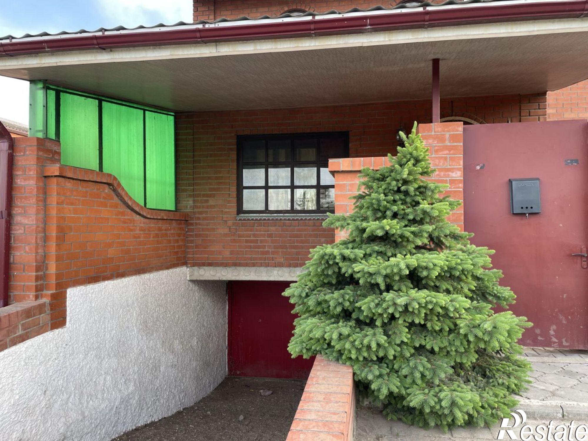 Купить дачу, дом, коттедж за 10 000 800 рублей на Милицейская улица, 41