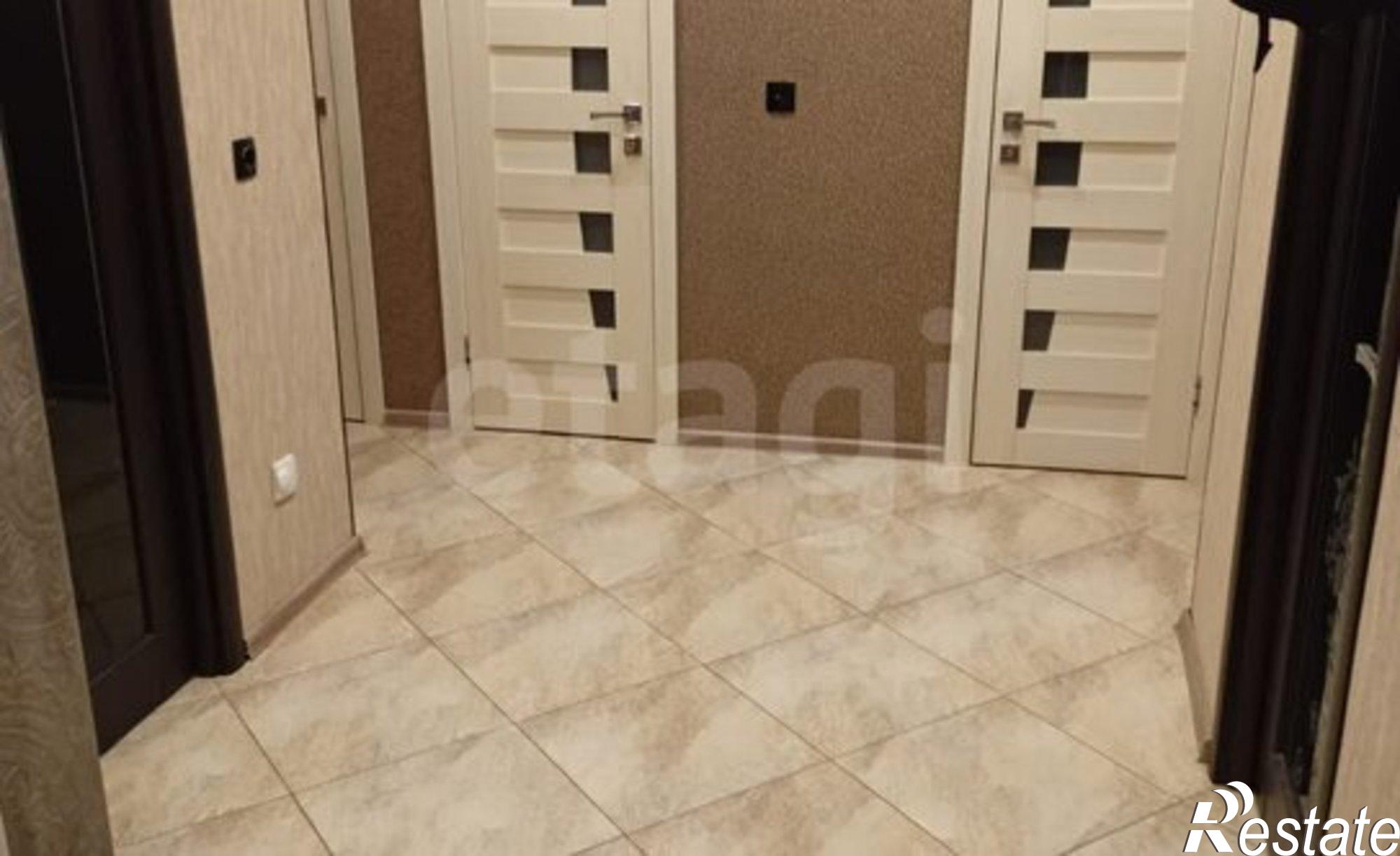 Купить квартиру за 9 000 000 рублей на ул Комсомольская, 8