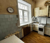 2-комн, 59кв м, этаж 2/2 ул Ленинградская, 103