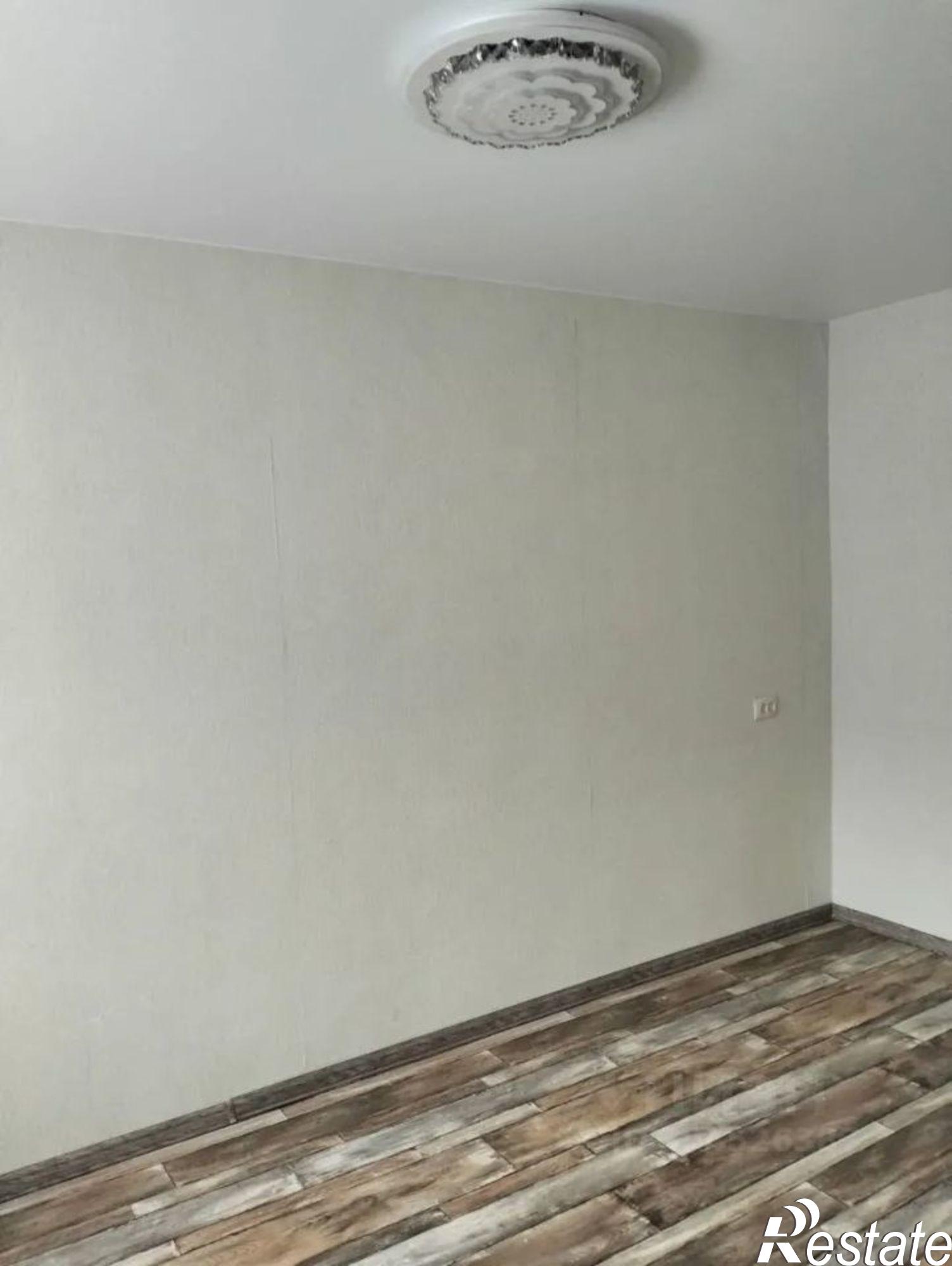 Купить квартиру за 3 800 000 рублей на улица Парижской Коммуны, 23