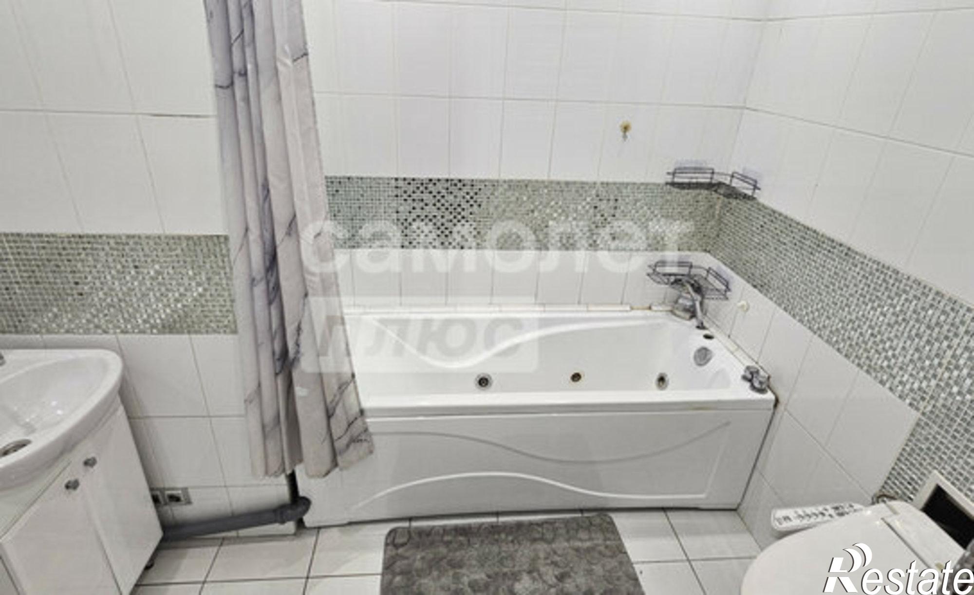 Купить квартиру за 4 500 000 рублей на проспект Ленина, 44