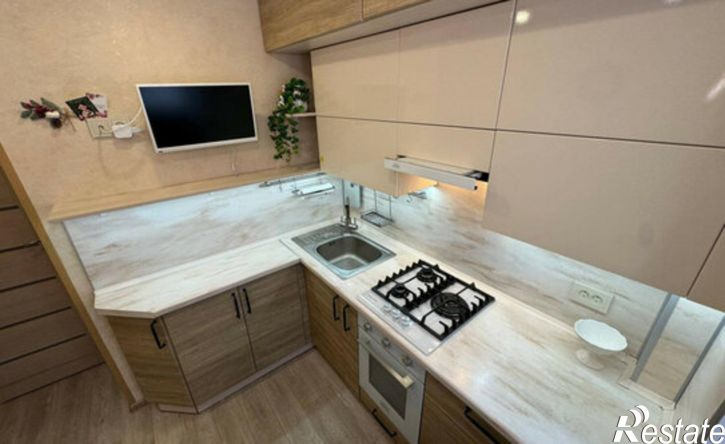 2-комн квартира проспект Победы, 24,  д. 24